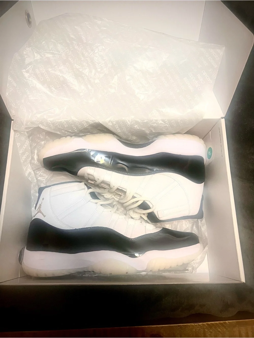 AIR JORDAN 11 DMP “GRATITUDE” Men’s Size 12